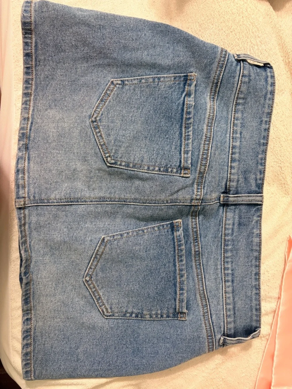 Celebrity Pink Light Blue Denim Skirt with Contrast Stitching - Picture 2 of 3